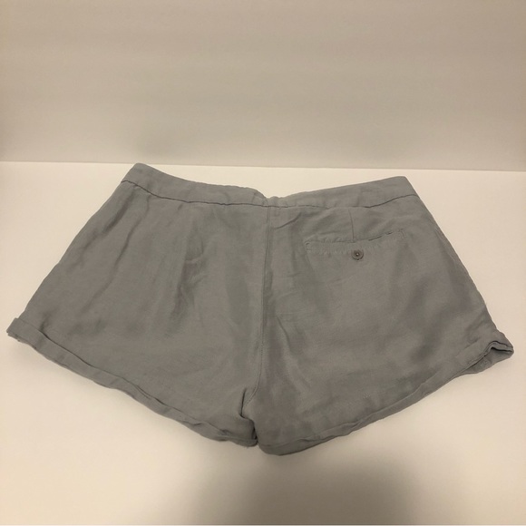 Wilfred Linen-blend Shorts with Silk Drawstring Tie - Picture 3 of 7